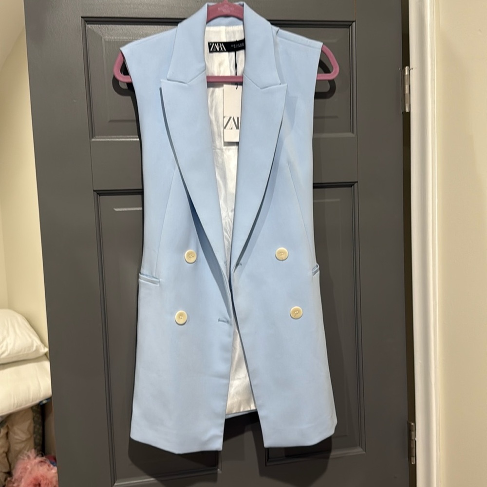 NWT ZARA vest baby blue size medium